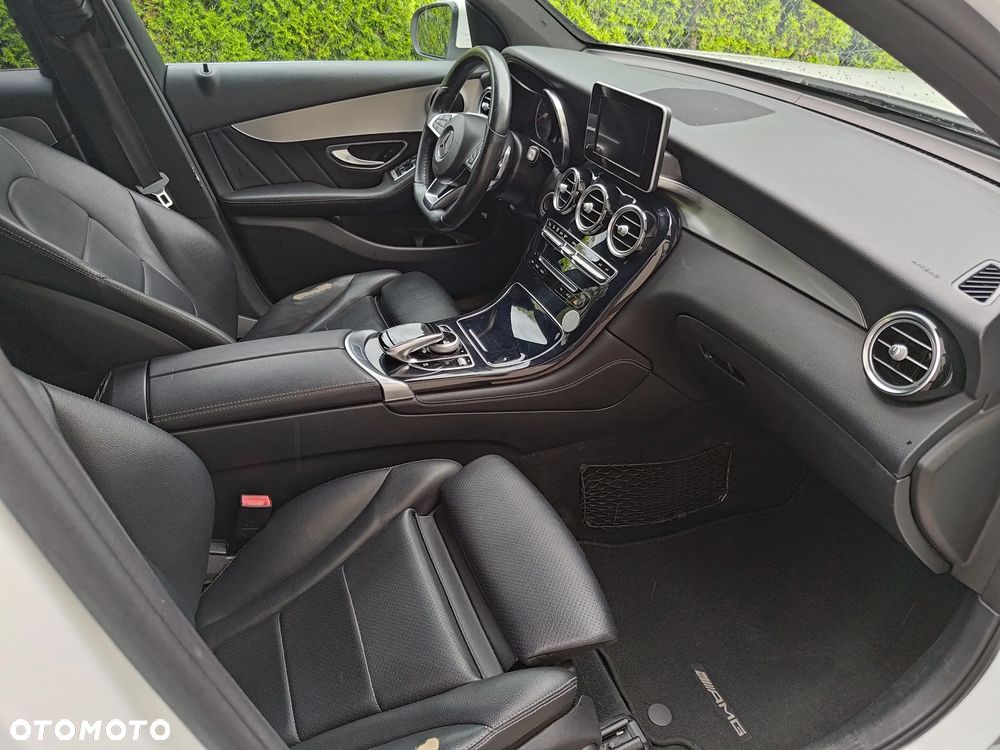Mercedes-Benz GLC - 13