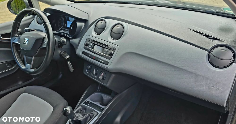 Seat Ibiza 1.4 16V Style - 29
