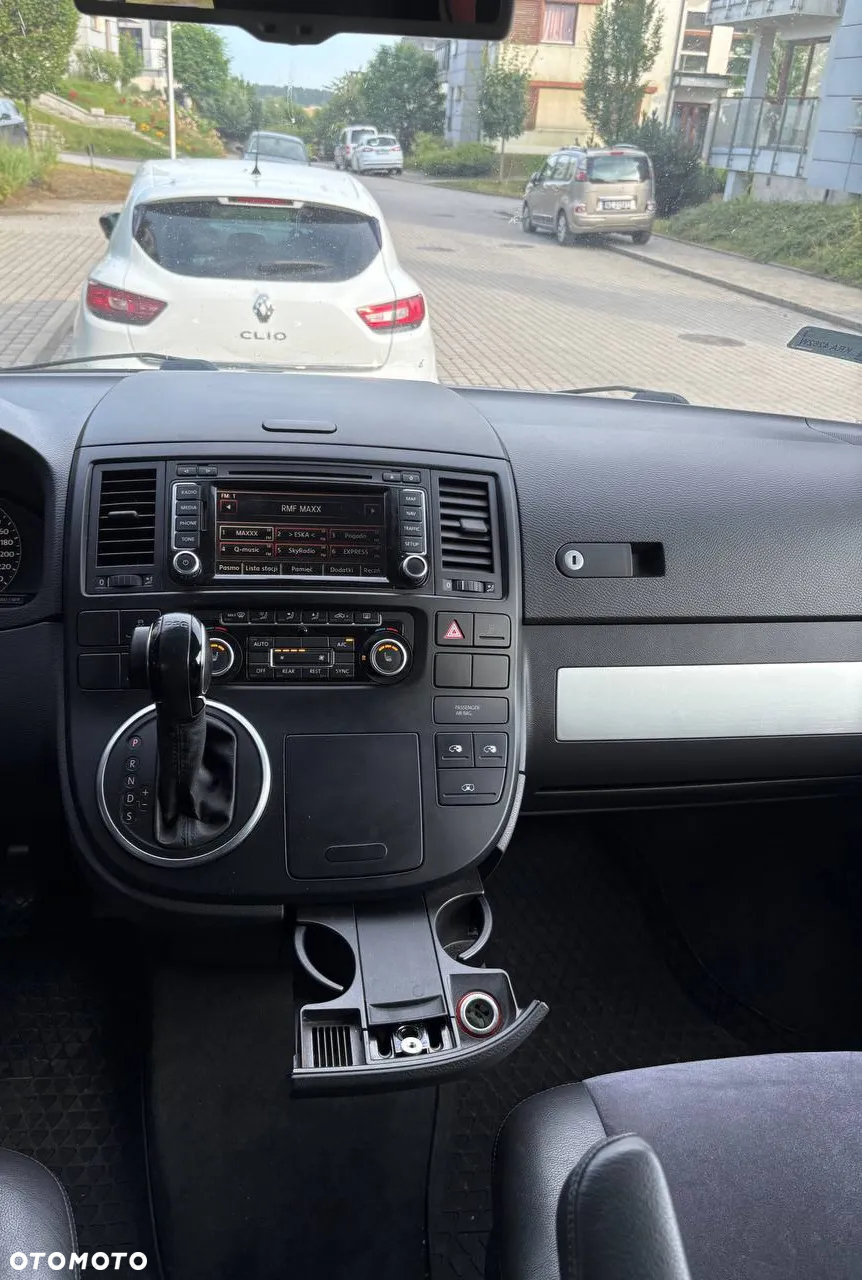 Volkswagen Multivan - 6