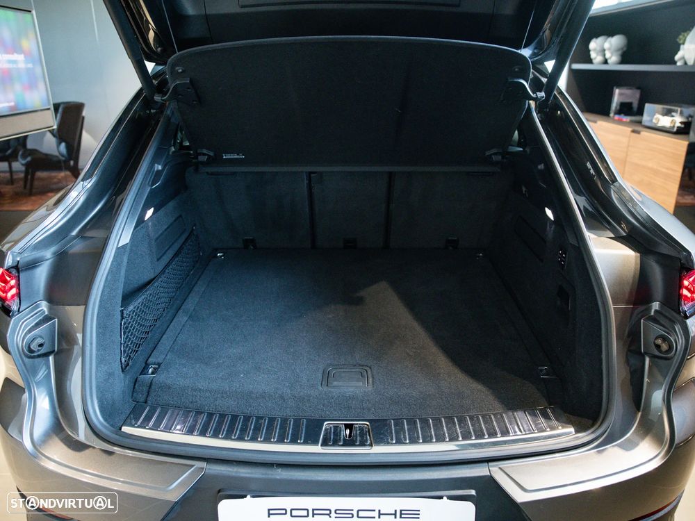 Porsche Cayenne Coupé E-Hybrid - 52