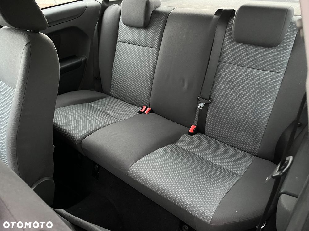 Ford Focus 1.6 Sport - 17