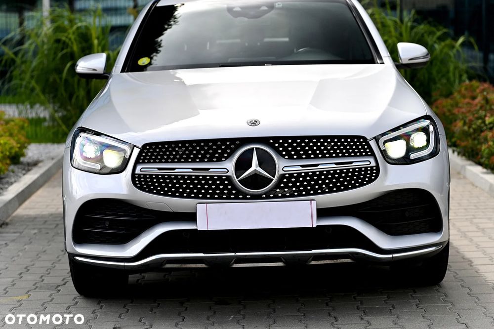 Mercedes-Benz GLC 200 d 4Matic 9G-TRONIC AMG Line - 8