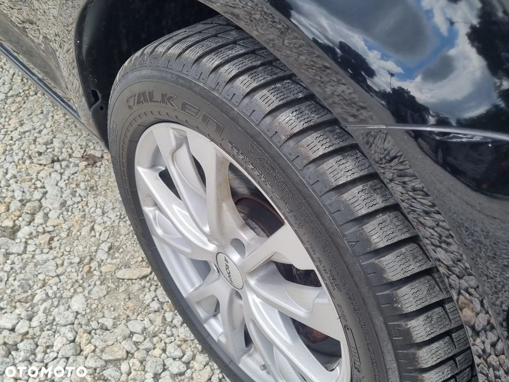 Volkswagen Touran 1.2 TSI STYLE - 16