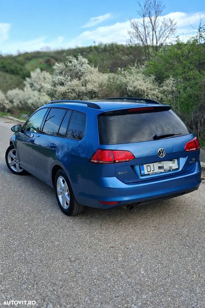 Volkswagen Golf 1.6 TDI DPF BlueMotion Technology Highline - 16