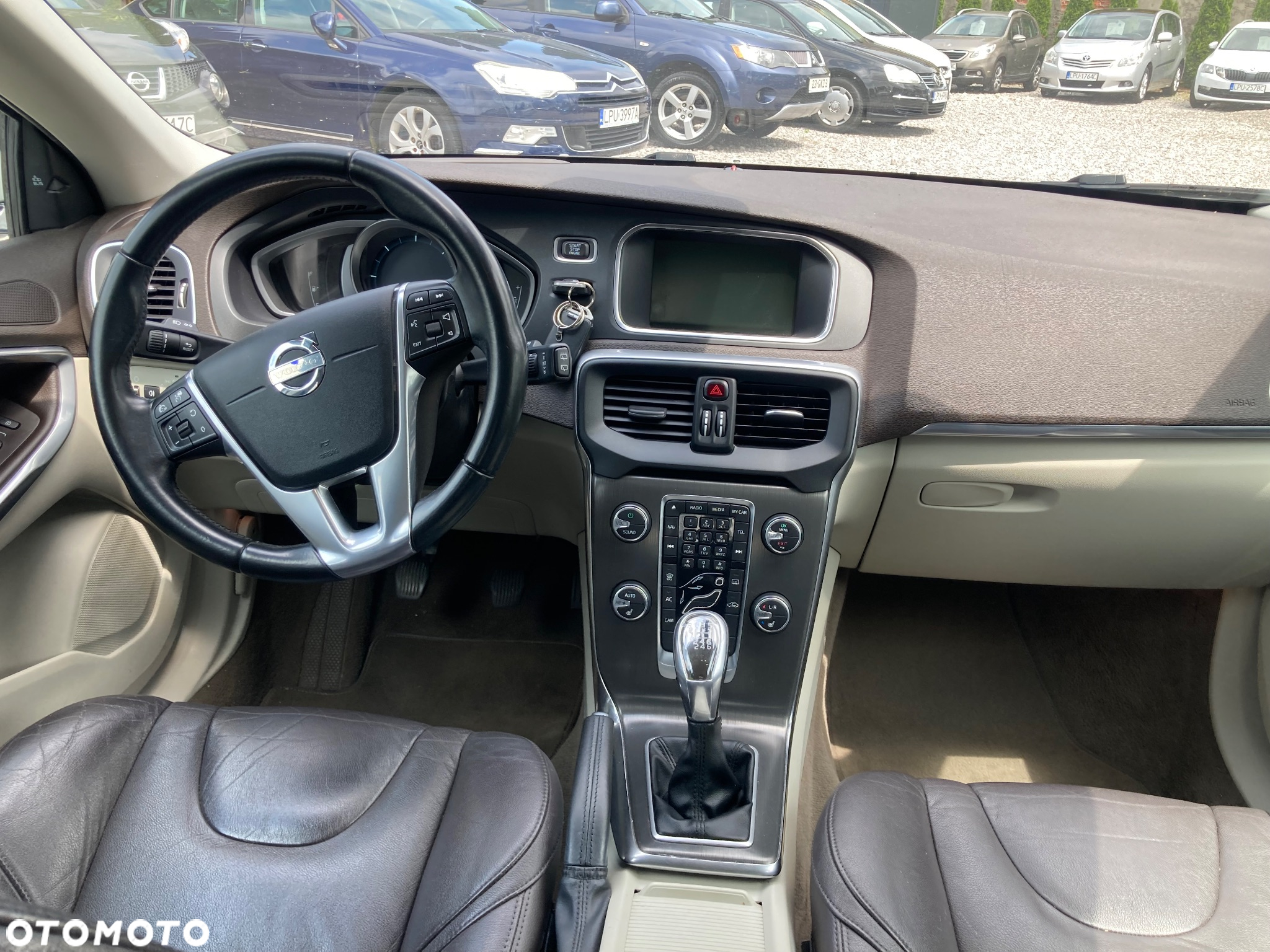 Volvo V40 D2 Summum - 11