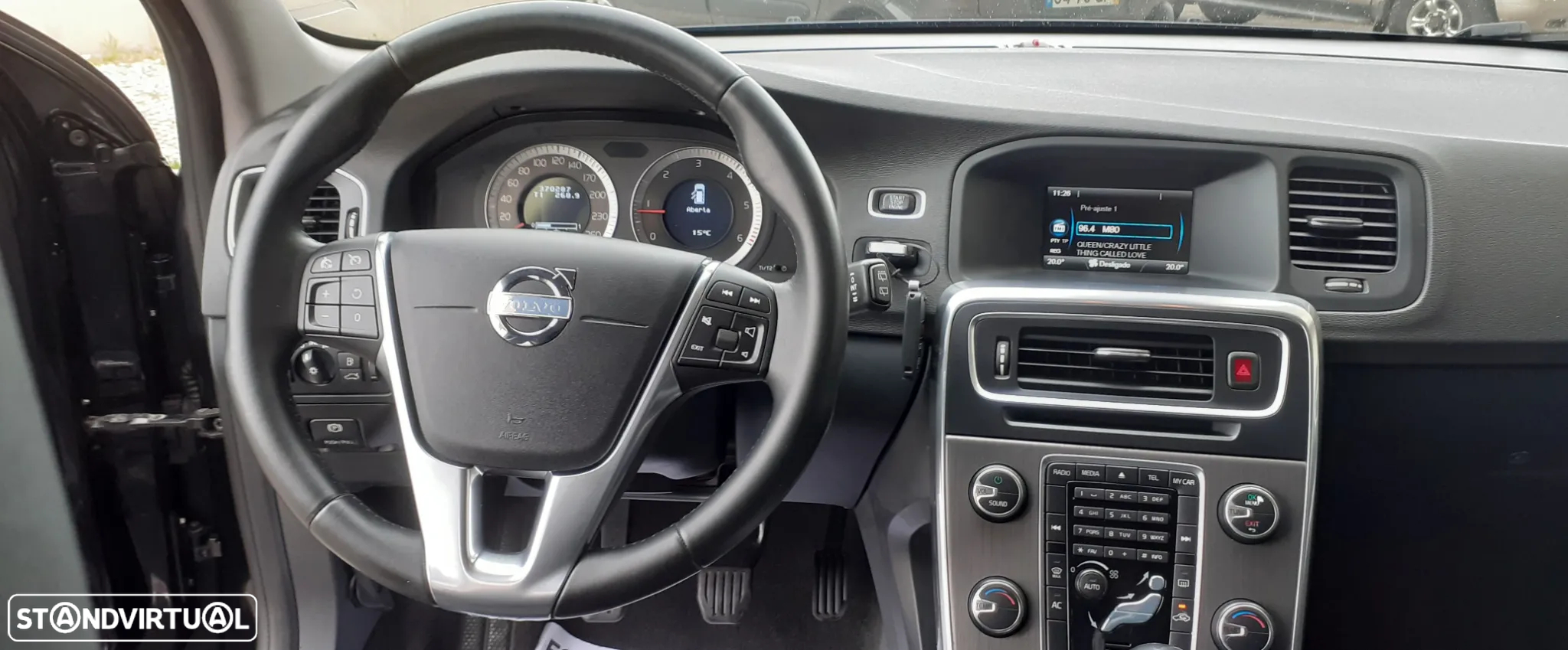 Volvo V60 2.0 D3 Momentum - 7