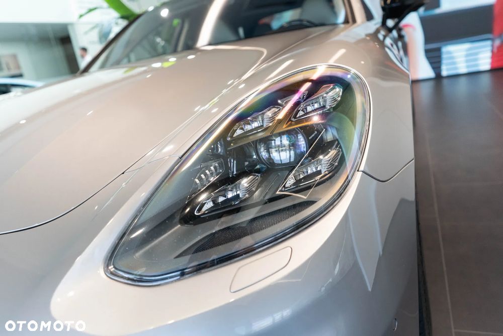 Porsche Panamera Turbo - 13