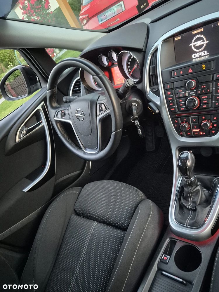 Opel Astra 1.4 T Sport - 26
