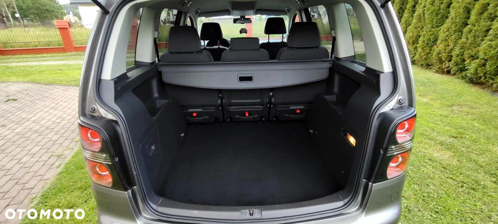 Volkswagen Touran 1.9 TDI DPF Cross - 25