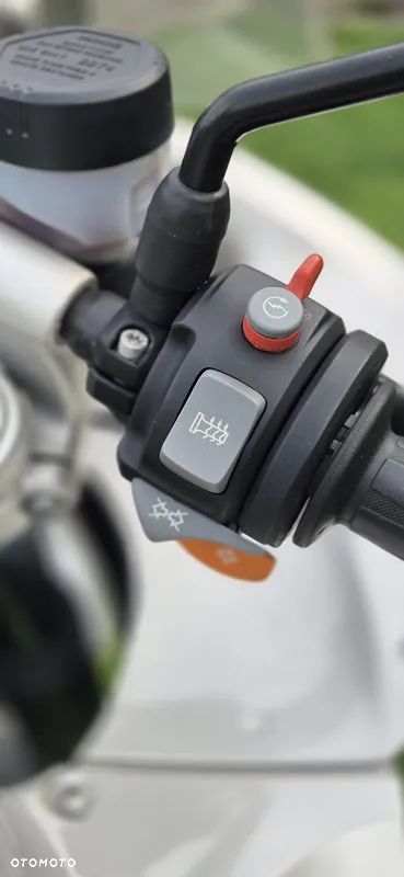 BMW K - 13