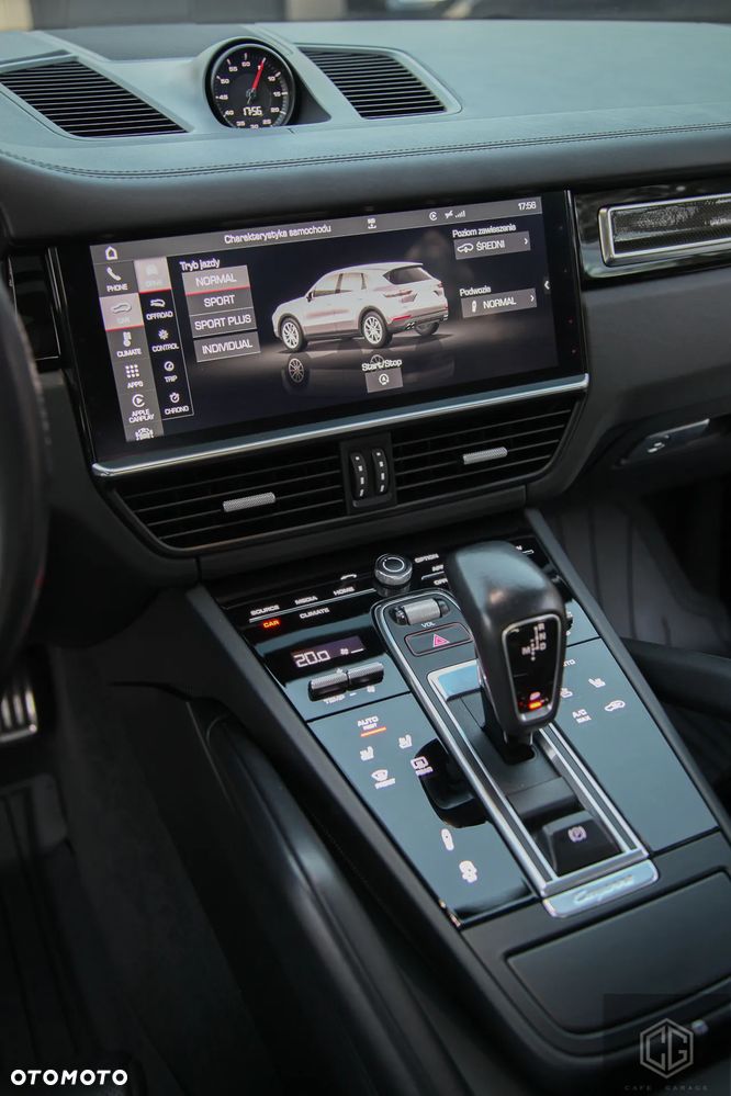 Porsche Cayenne - 15