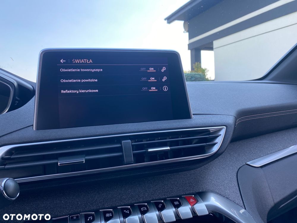 Peugeot 3008 1.2 PureTech Allure S&S - 14