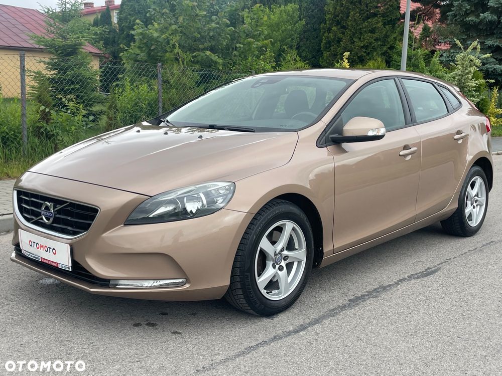 Volvo V40 D2 Kinetic - 24