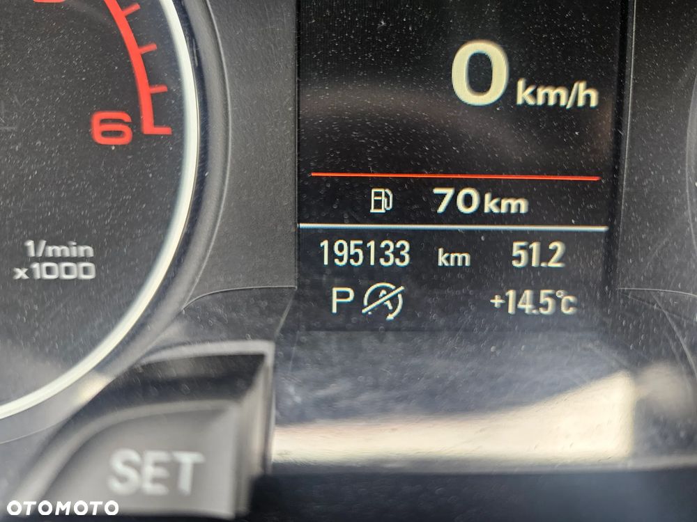 Audi A4 Avant 2.0 TDI DPF clean diesel multitronic S line Sportpaket - 36