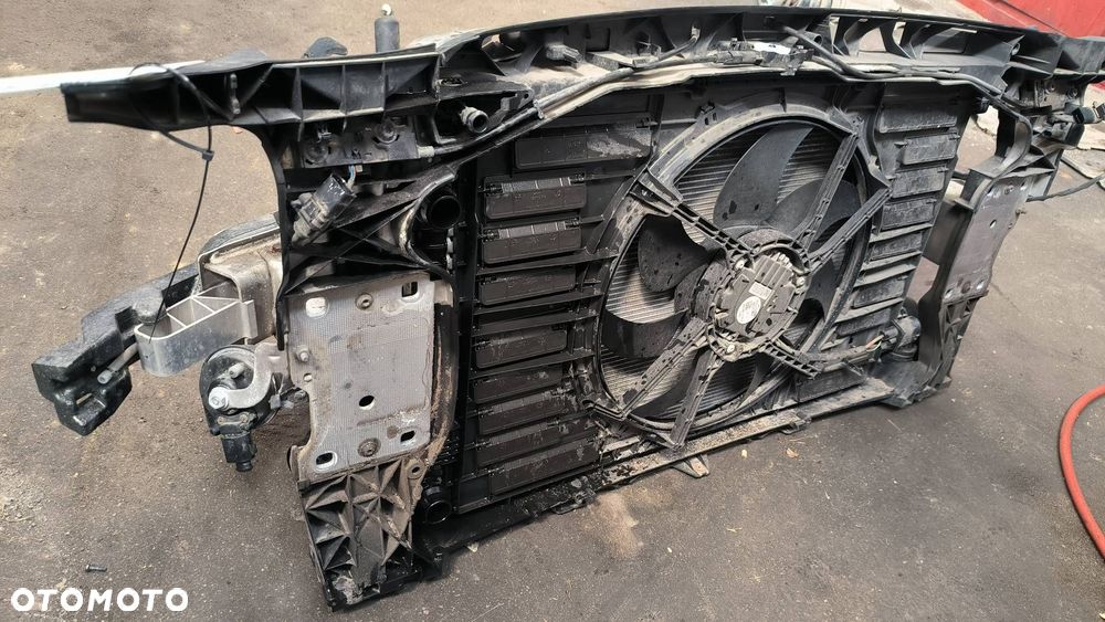 PAS PRZEDNI AUDI A4 B9 S-LINE 2.0 TFSI 8W - 5