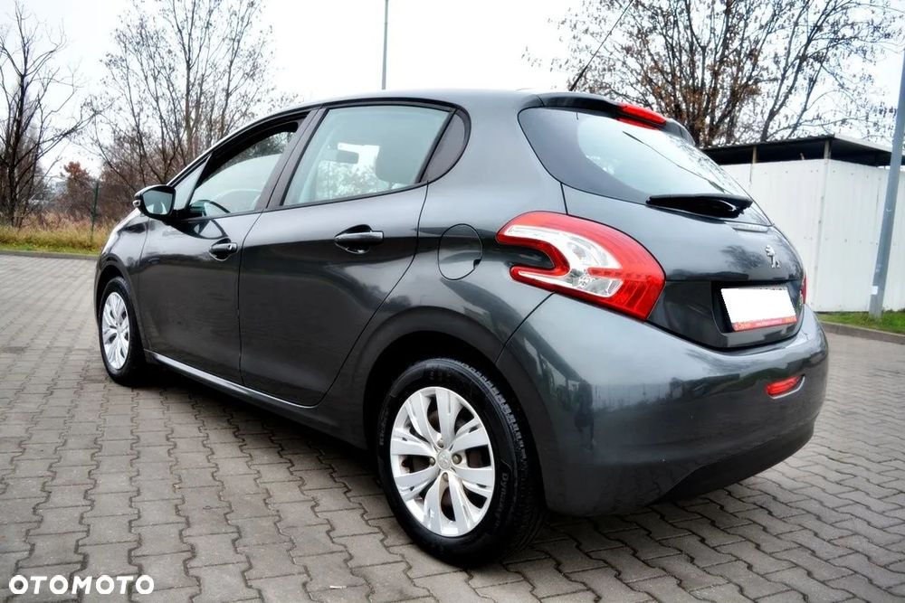 Peugeot 208 1.2 VTi Active - 17