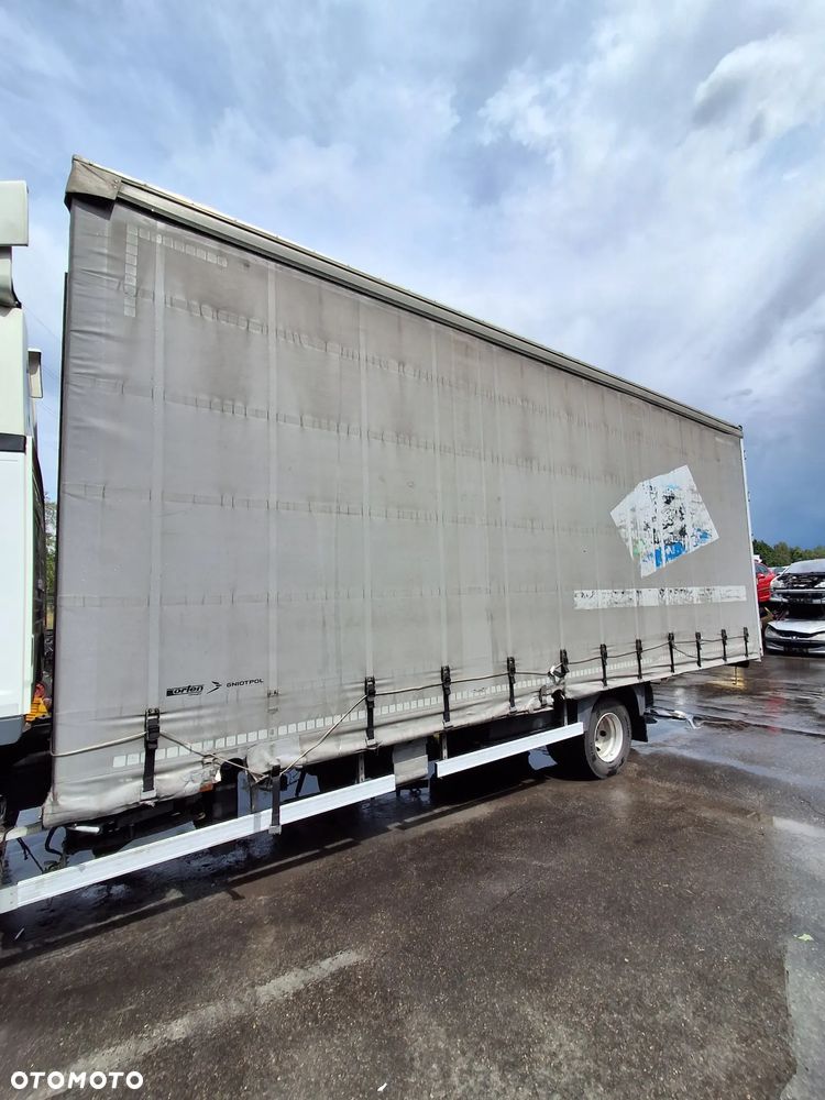 MERCEDES ATEGO 823 III 2016 zabudowa plandeka