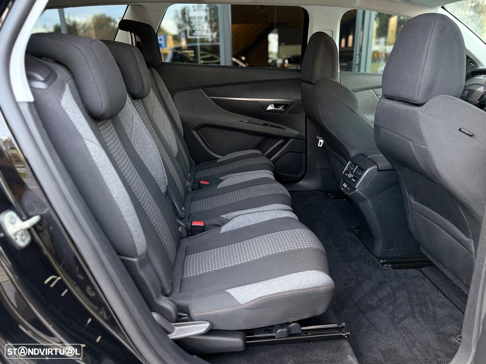 Peugeot 5008 1.5 BlueHDi Allure Pack EAT8 - 11