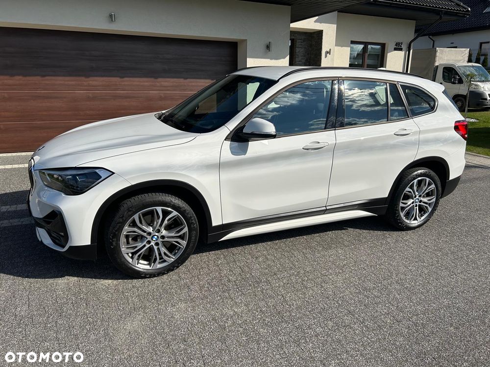 BMW X1 xDrive20d - 23