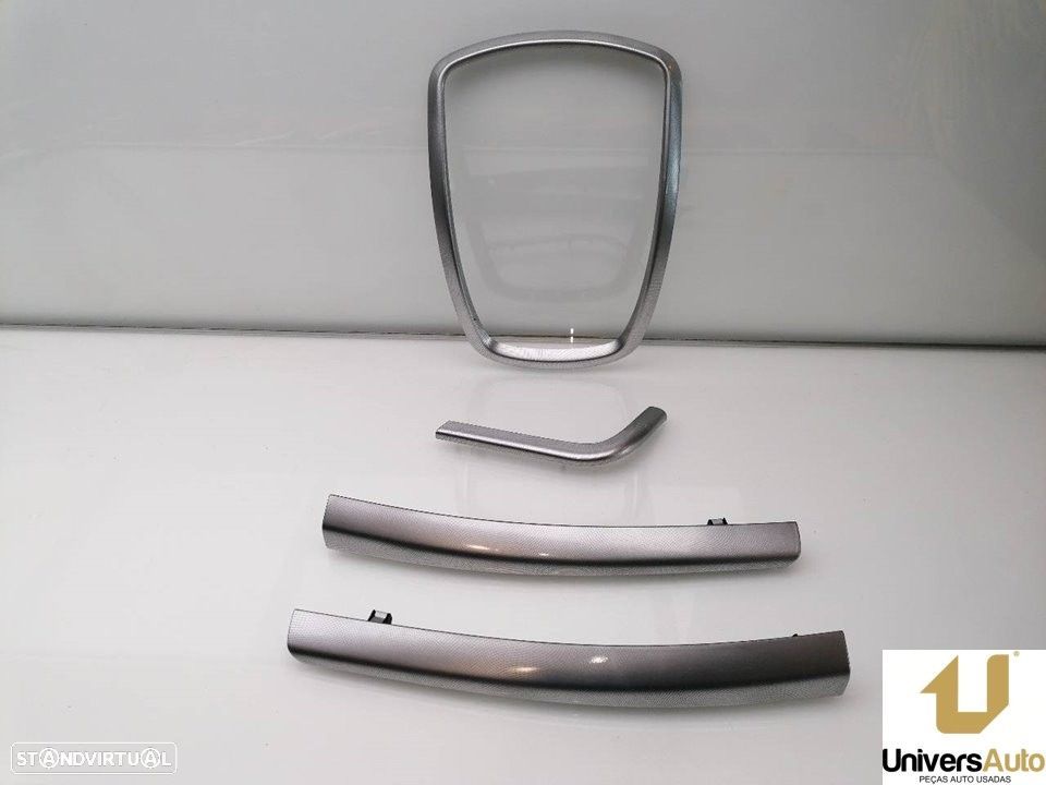 MOLDURA PEUGEOT 207 2008 - - 4