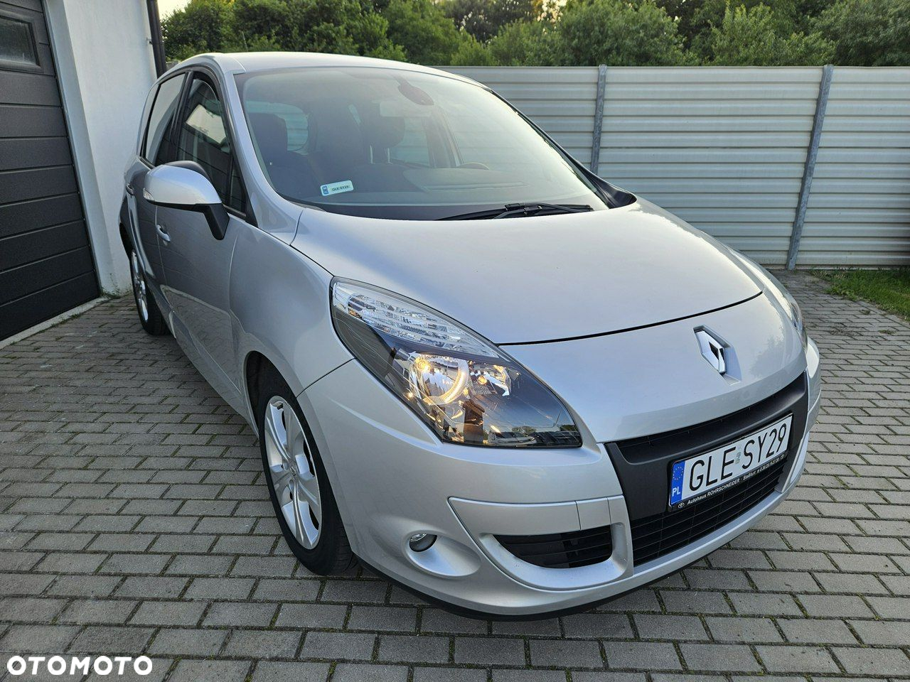 Renault Scenic 1.4 16V TCE Privilege - 5