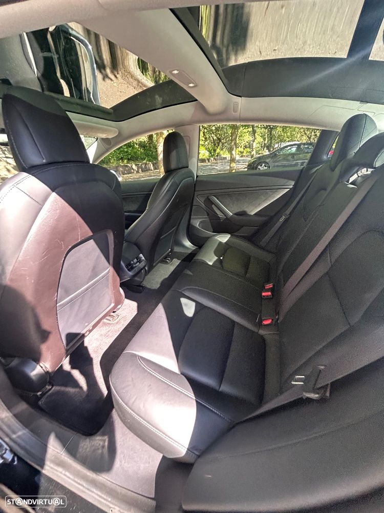 Tesla Model 3 Standard Range Plus RWD - 30