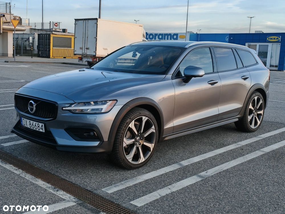 Volvo V60 Cross Country T5 AWD Geartronic Pro - 1