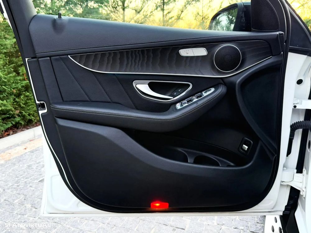 Mercedes-Benz GLC 220 - 10