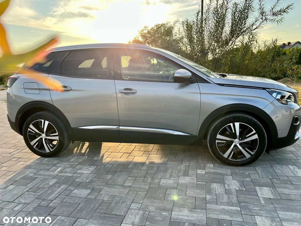 Peugeot 3008 1.6 BlueHDi Allure S&S EAT6 - 18