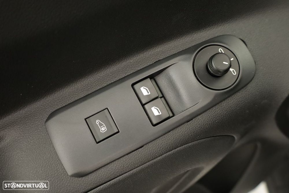 Toyota proace city 1.5d l1 comfort com proteção interior - 15