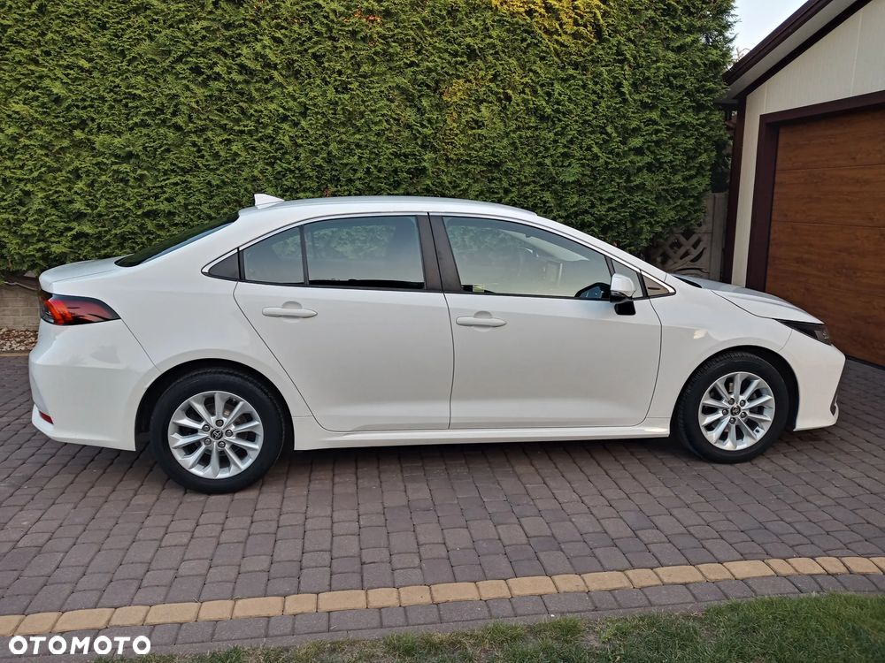 Toyota Corolla 1.8 Hybrid Comfort - 10