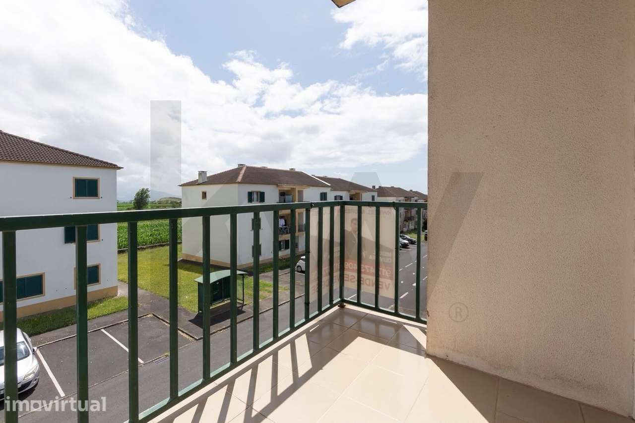 EXCELENTE OPORTUNIDADE – APARTAMENTO T3 NOS ARRIFES - Grande imagem: 3/22