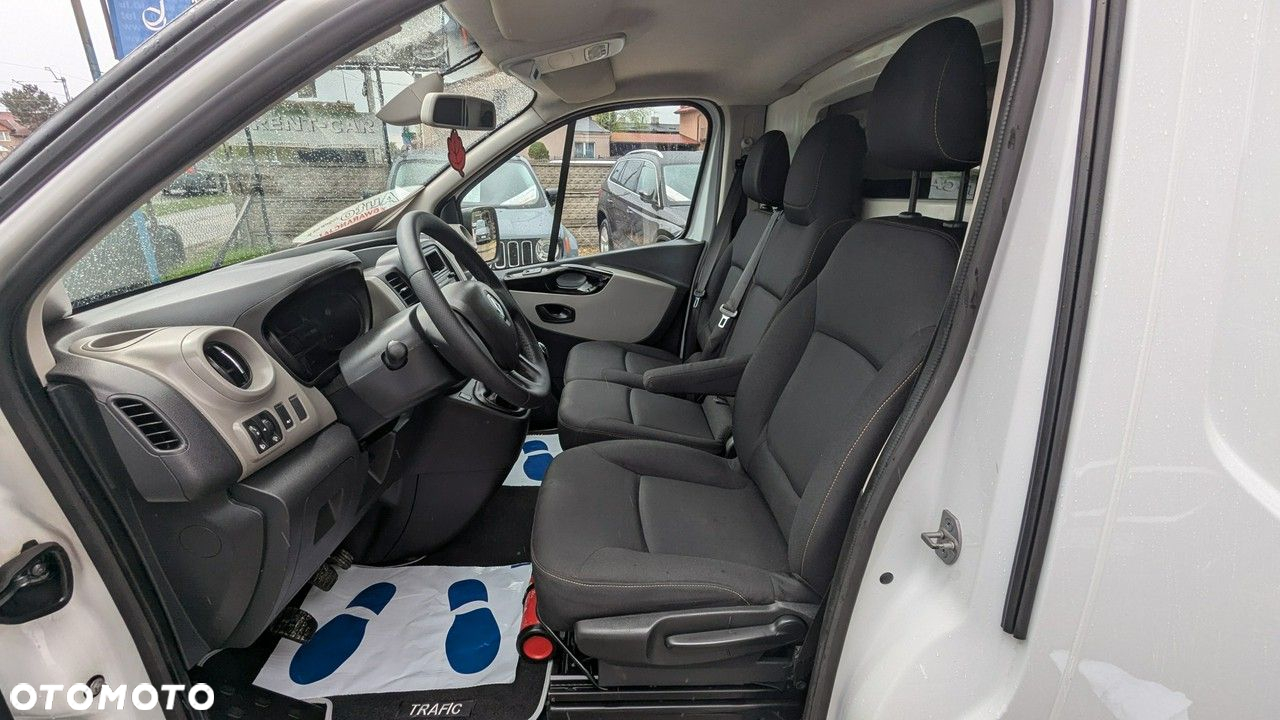 Renault Trafic - 13