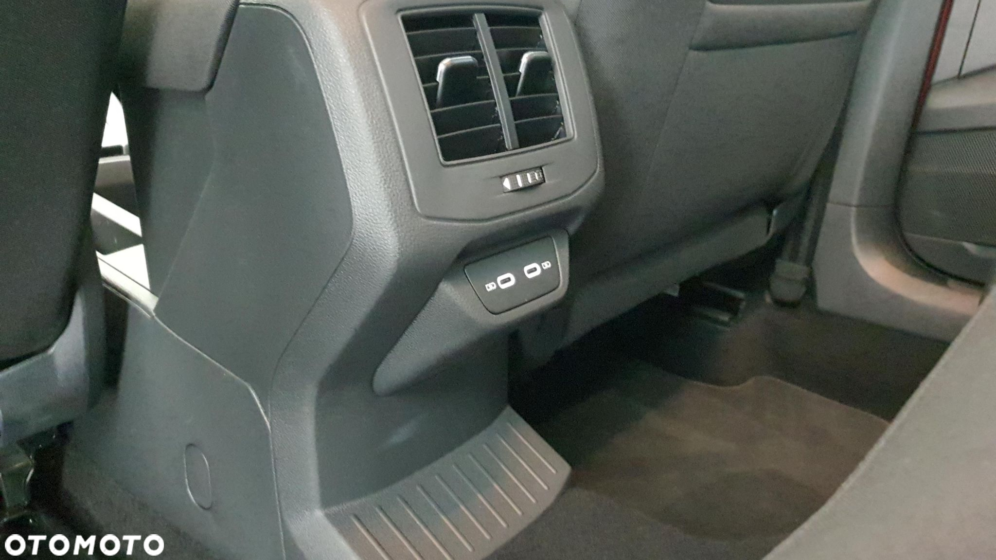 Volkswagen T-Roc 1.0 TSI Life - 19