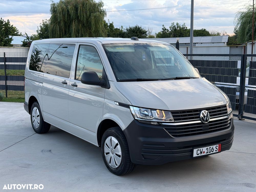 Volkswagen Transporter - 1