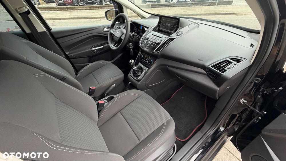 Ford C-MAX 1.5 TDCi Start-Stop-System Titanium - 19