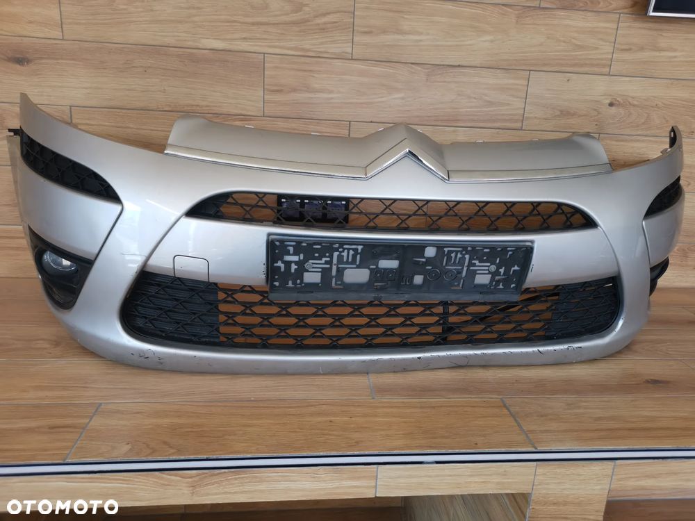 Citroen C4 Picasso Zderzak Przedni Przód Kol. EZRC