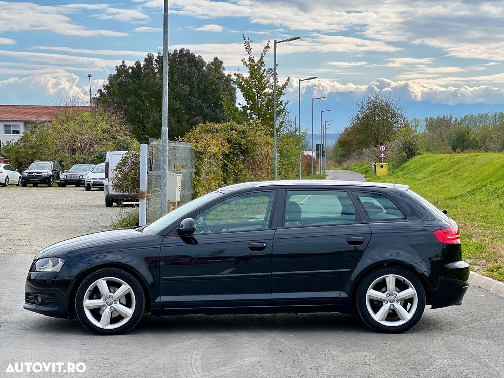 Audi A3 2.0 TDI Sportback DPF S line Sportpaket - 2