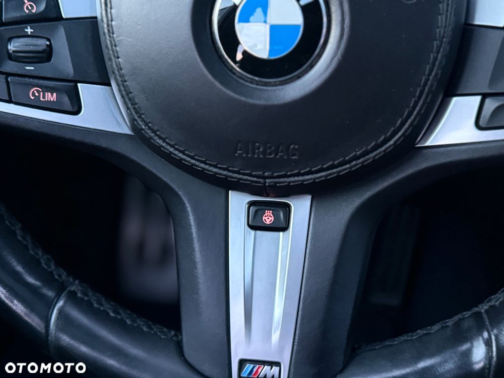 BMW Seria 5 520d M Sport Edition - 34