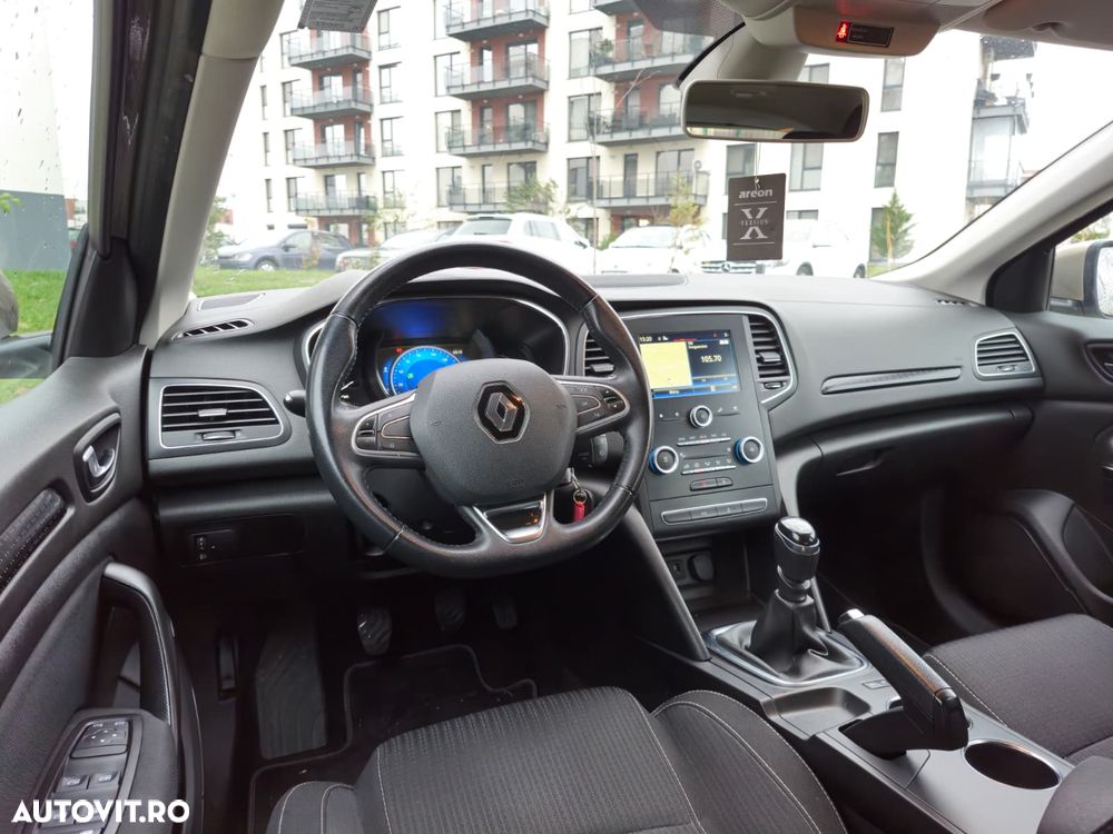 Renault Megane ENERGY dCi Zen - 8