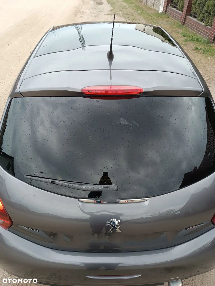 Peugeot 208 - 9