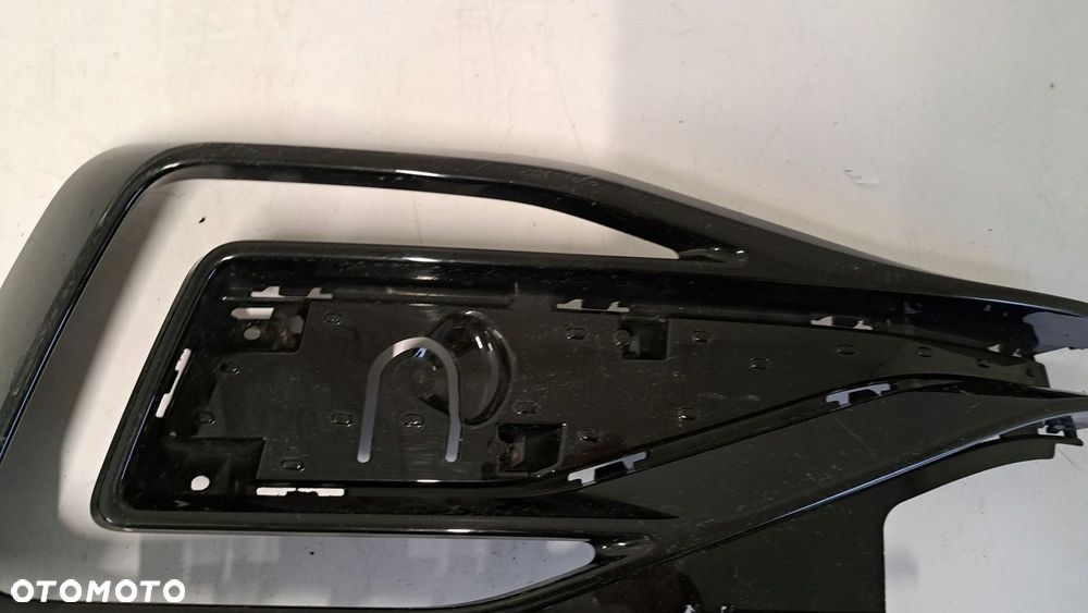 Kratka zderzaka przód prawa VW PAssat B8 LIFT GTE R LINE 19- - 5