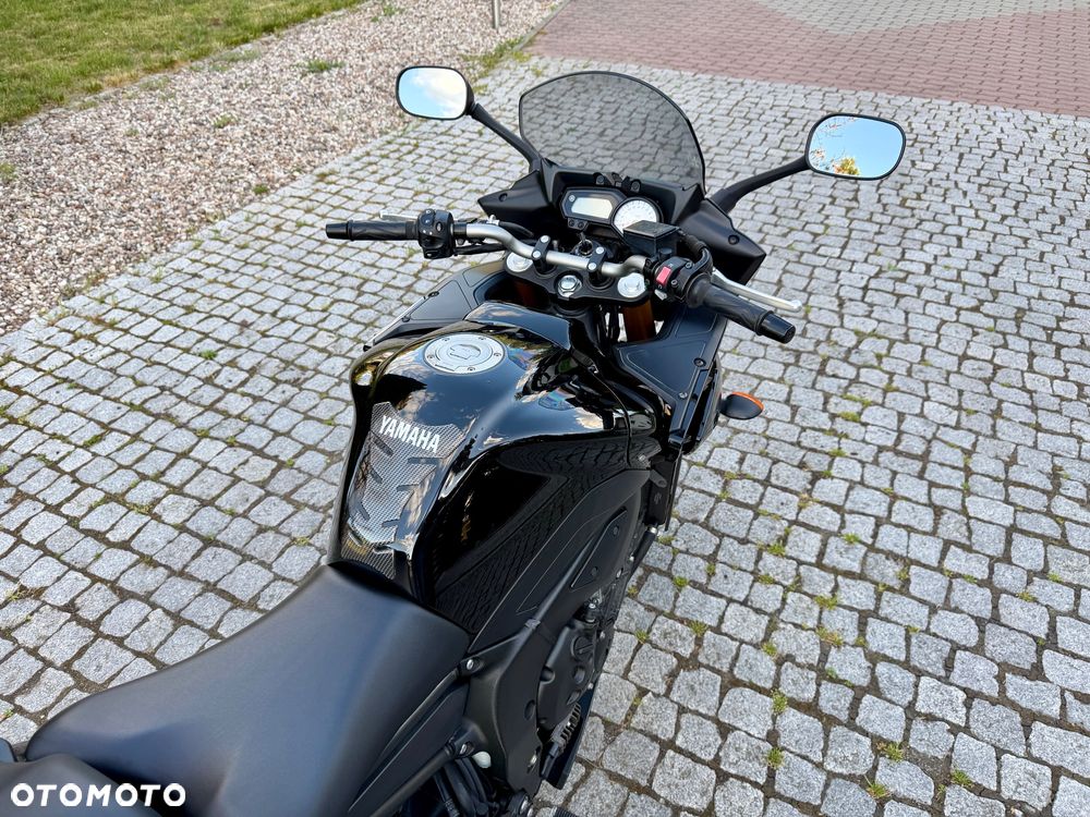 Yamaha FZ8 - 22