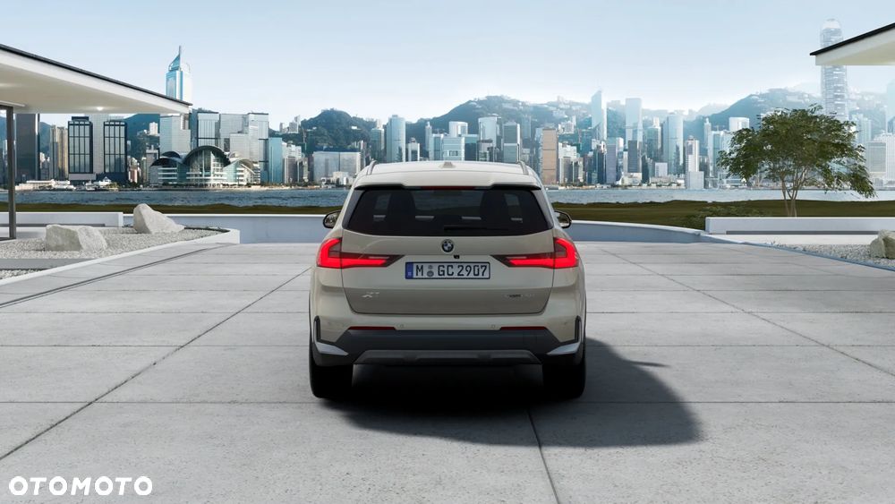 BMW X1 sDrive20i xLine - 7