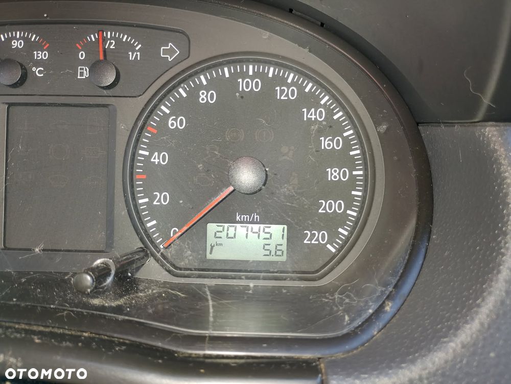 Volkswagen Polo - 5