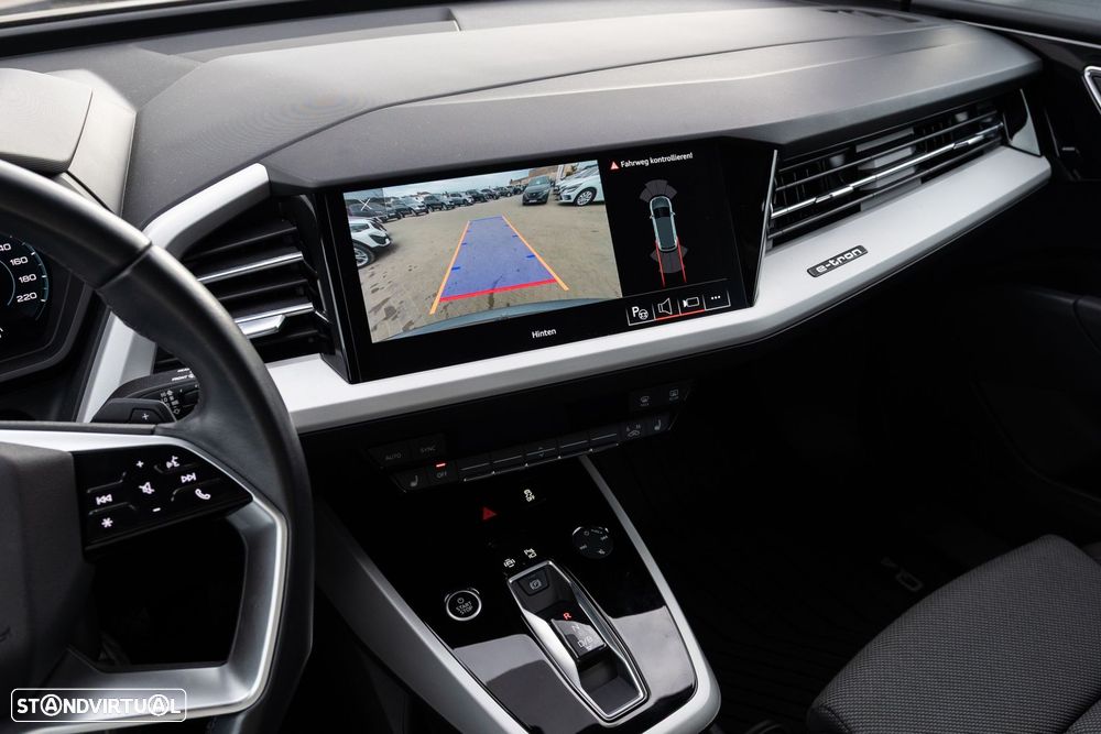Audi Q4 e-tron 45 quattro - 21
