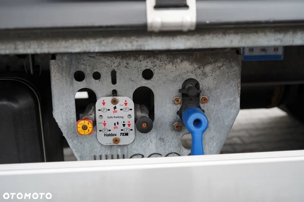 Wecon PRZYCZEPA - 7,7 M / TANDEM / PRZEJAZDOWA / - 21