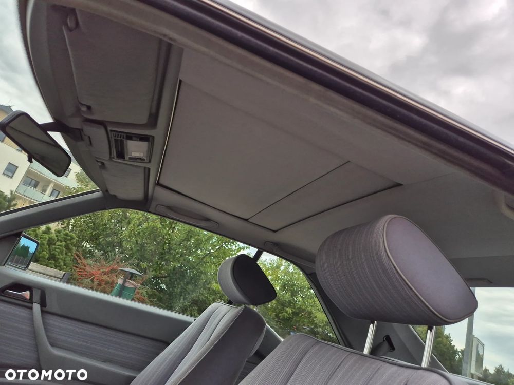 Mercedes-Benz W124 (1984-1993) - 8