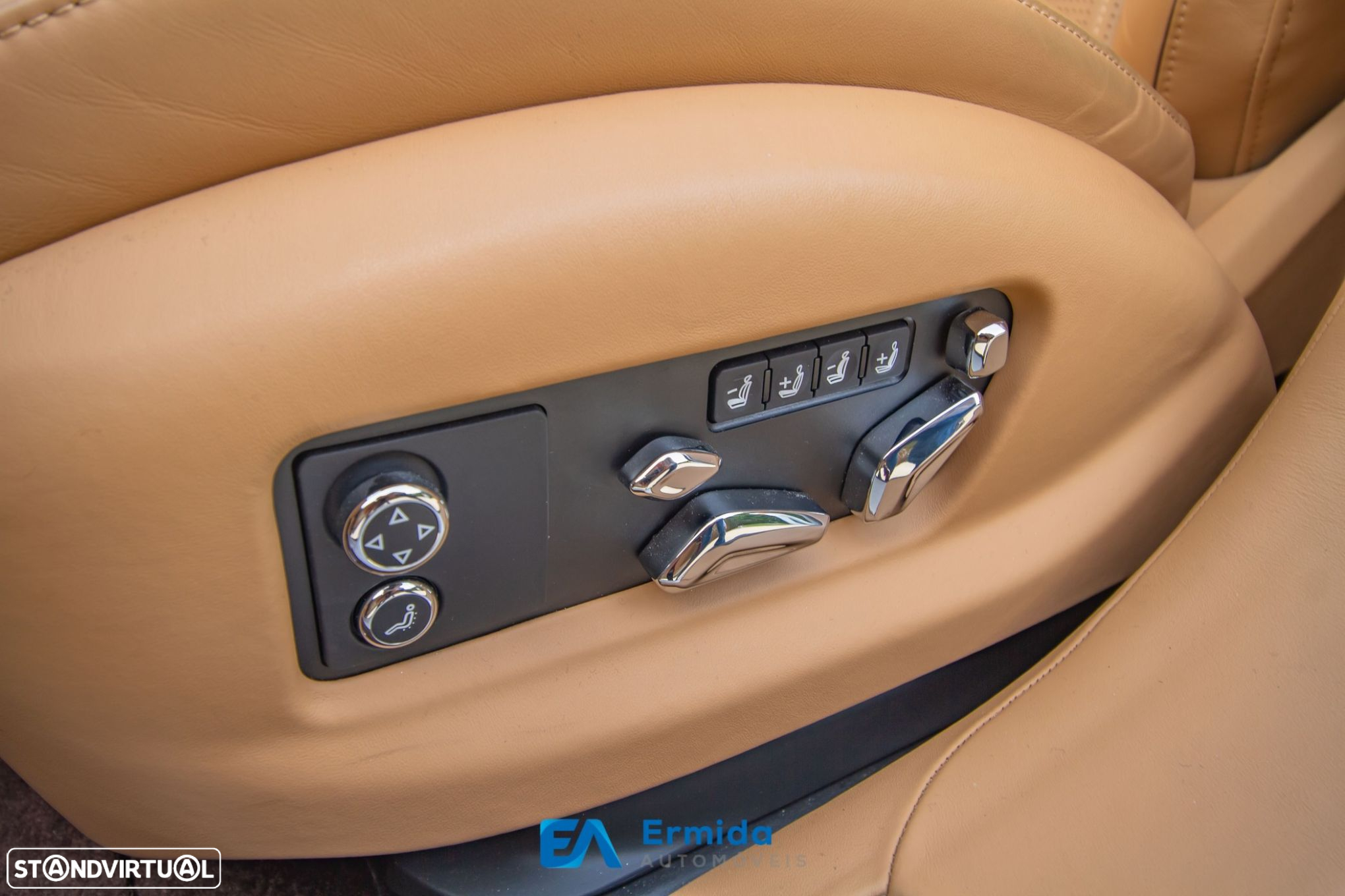 Bentley Flying Spur - 44
