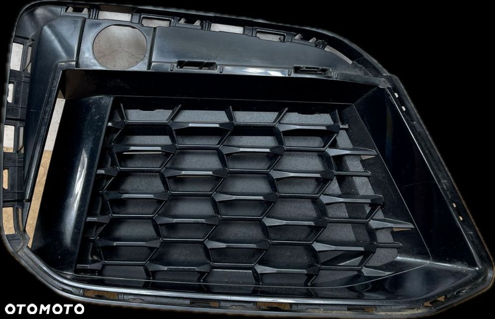 BMW 5 G30 G31 LIFT M-PAKIET KRATKA ZDERZAKA PRAWA PRZÓD 8098666 8098670 - 1